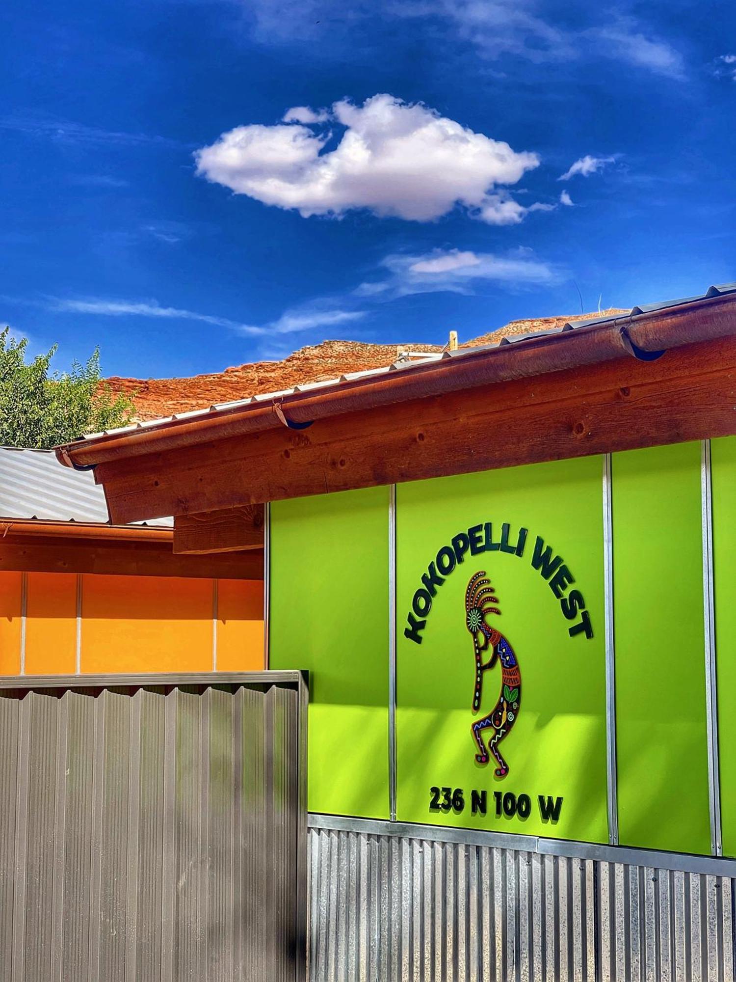 Downtown Kokopelli West 5 - Newly Remodeled Stylish Studio Moab Bagian luar foto